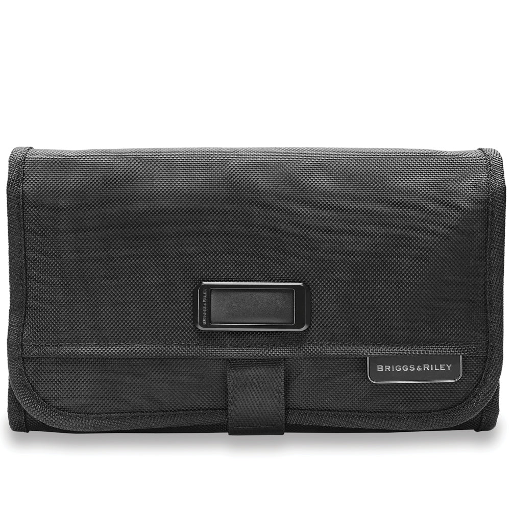 Briggs & Riley Baseline Slim Hangable Toiletry Kit