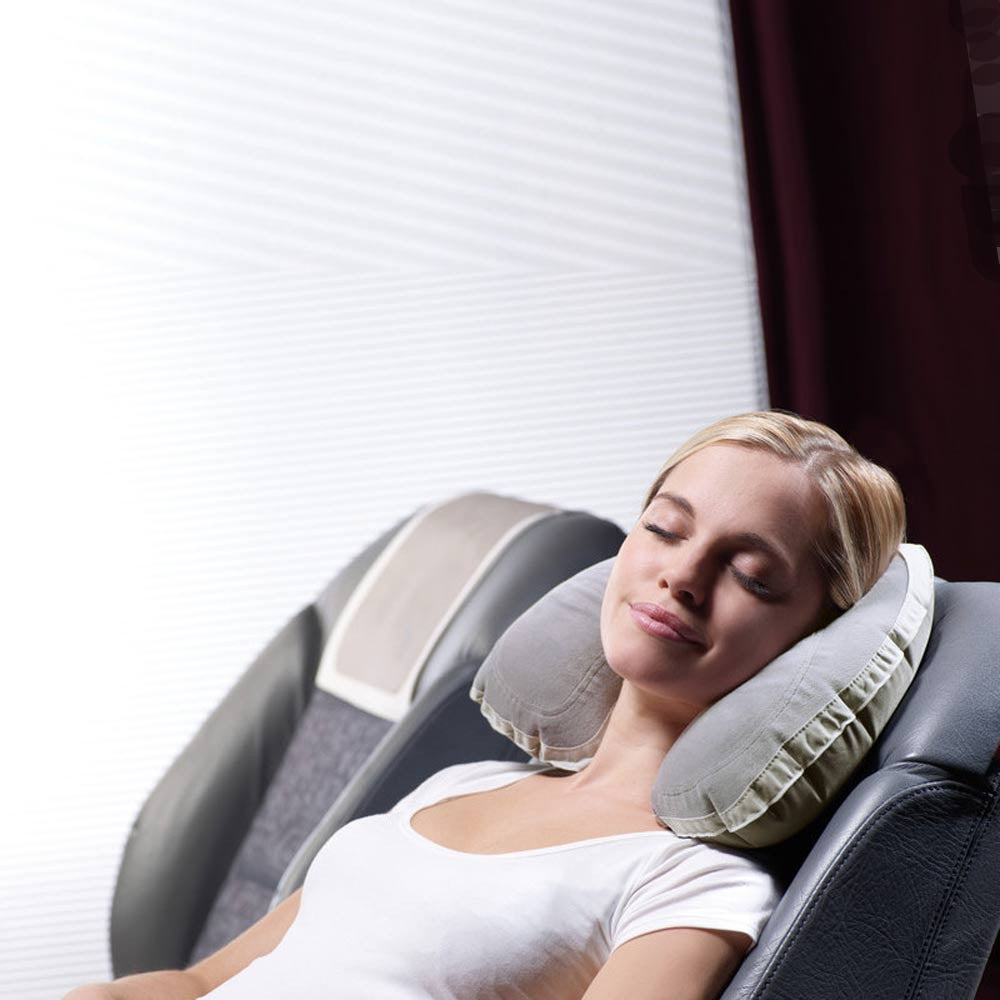 Super Snoozer Inflatable Neck Pillow Going In Style
