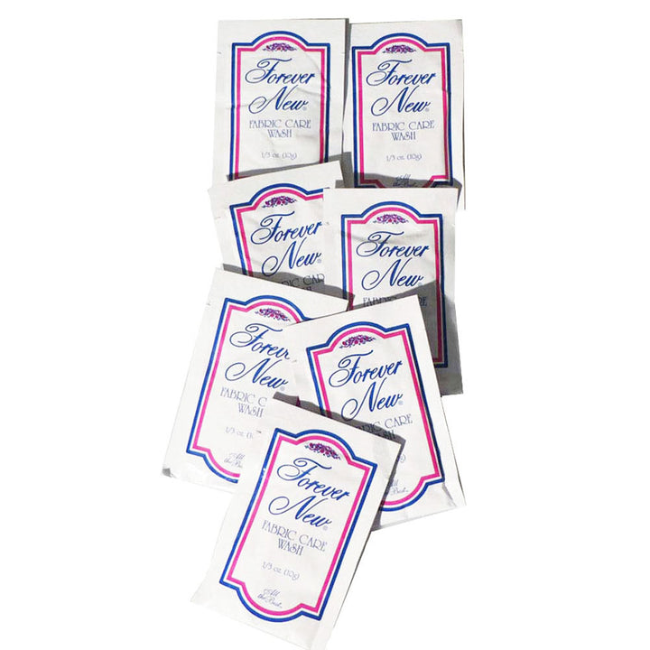 7 Individual Packs of Laundry Detergent