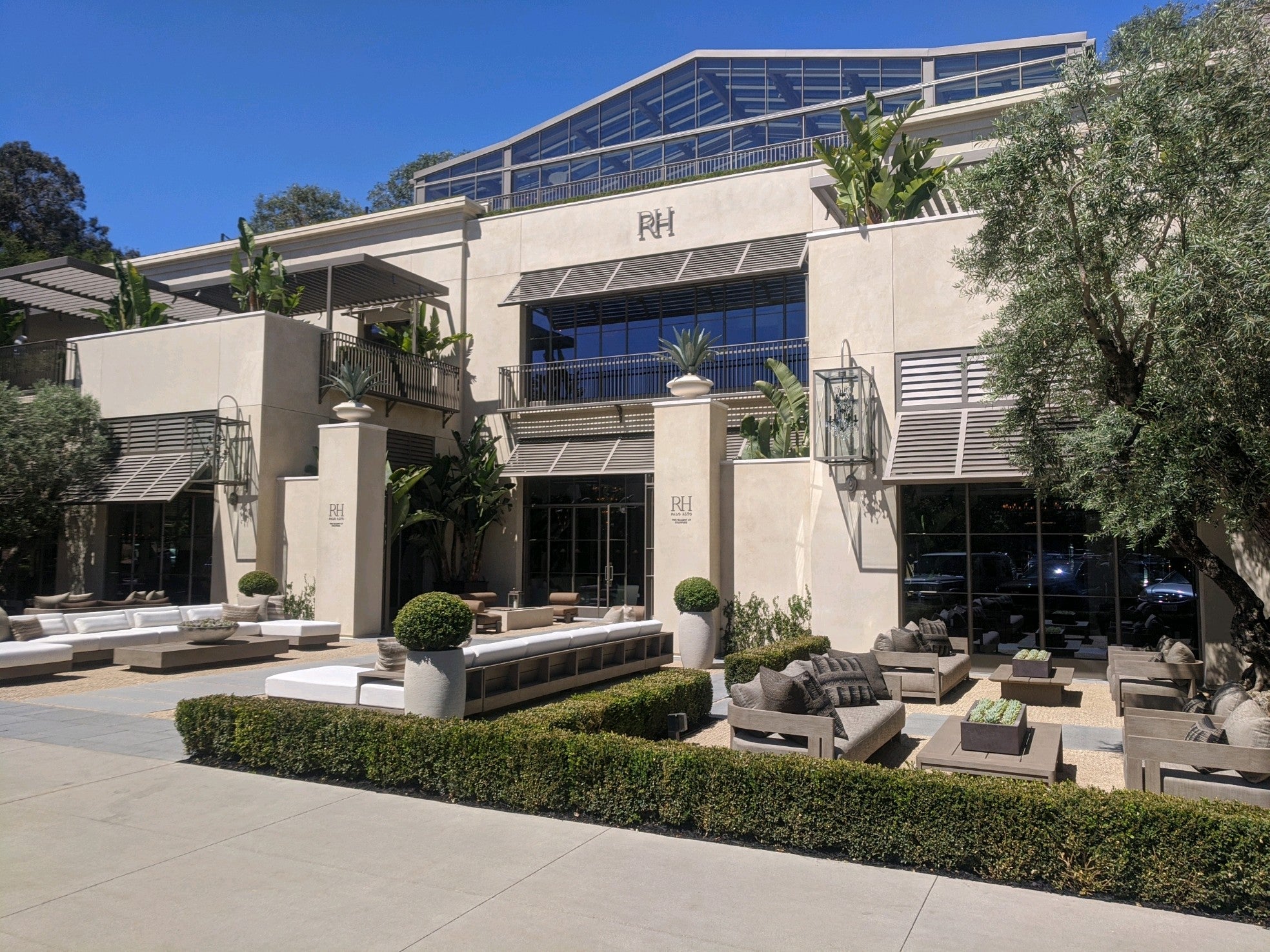 Welcome a new neighbor restoration hardware bay area going in style