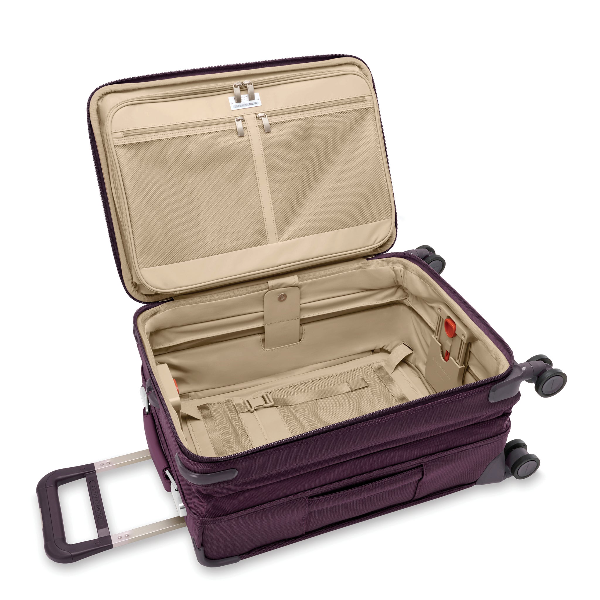 Briggs & Riley Baseline Essential 22