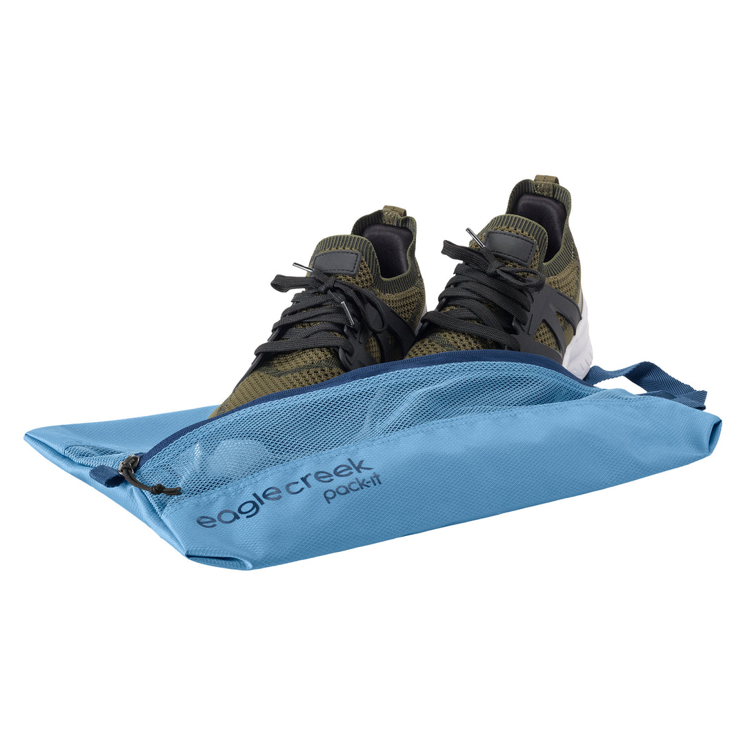 Eagle Creek Pack-It® Reveal Shoe Sack color blue fits mens green running shoes