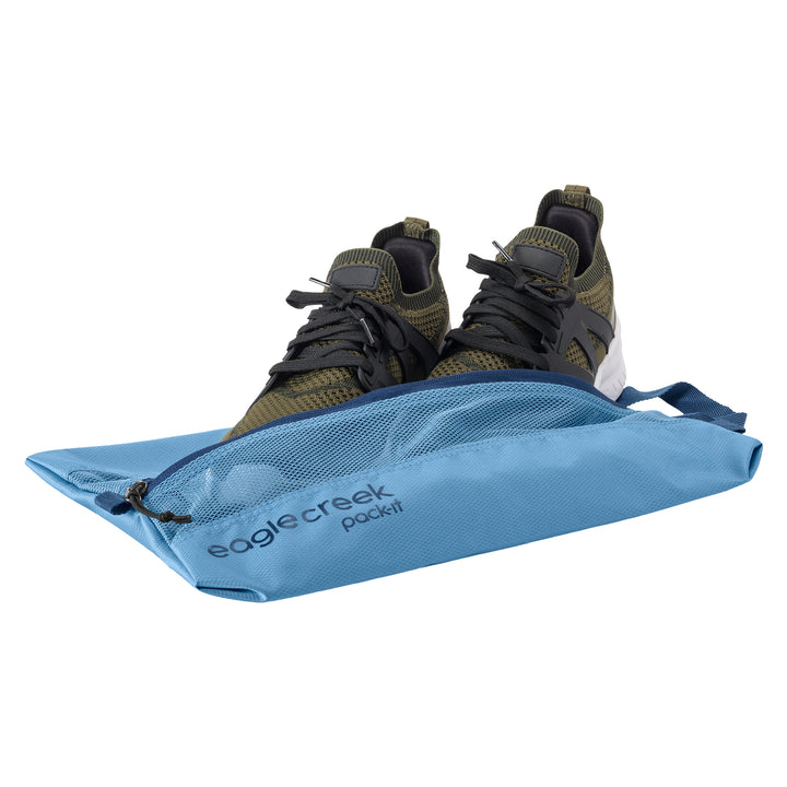 Eagle Creek Pack-It® Reveal Shoe Sack color blue fits mens green running shoes