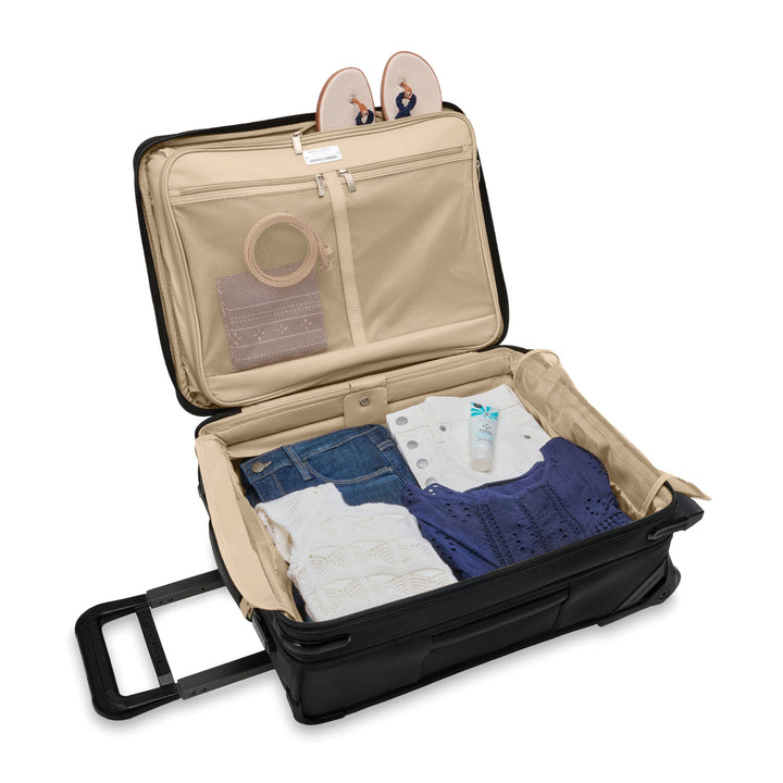 Briggs & Riley Baseline Global 21" 2-Wheel Expandable Carry-On