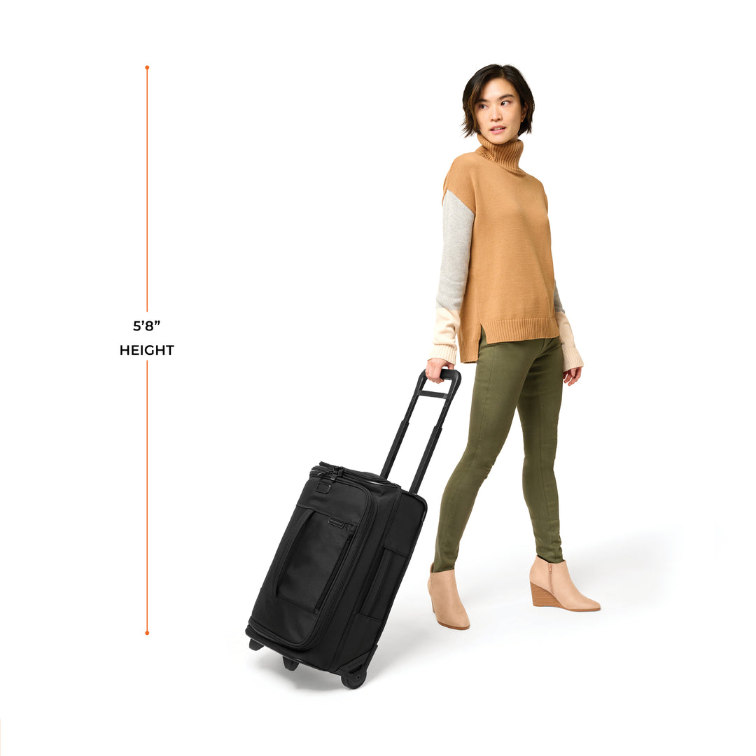 Briggs & Riley Baseline Global 21" Two-Wheel Carry-On Duffle