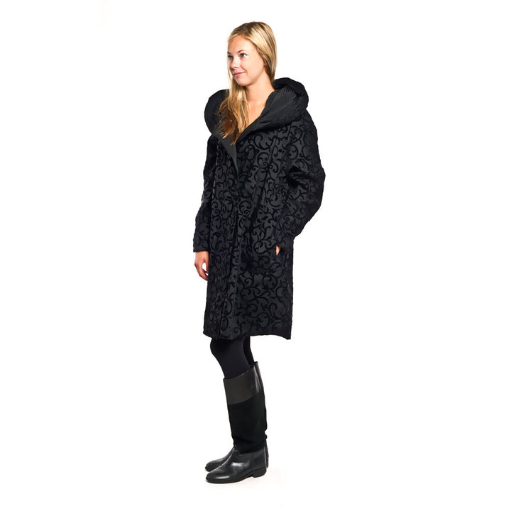Mycra Pac Raincoat Short Donatella Black Scroll