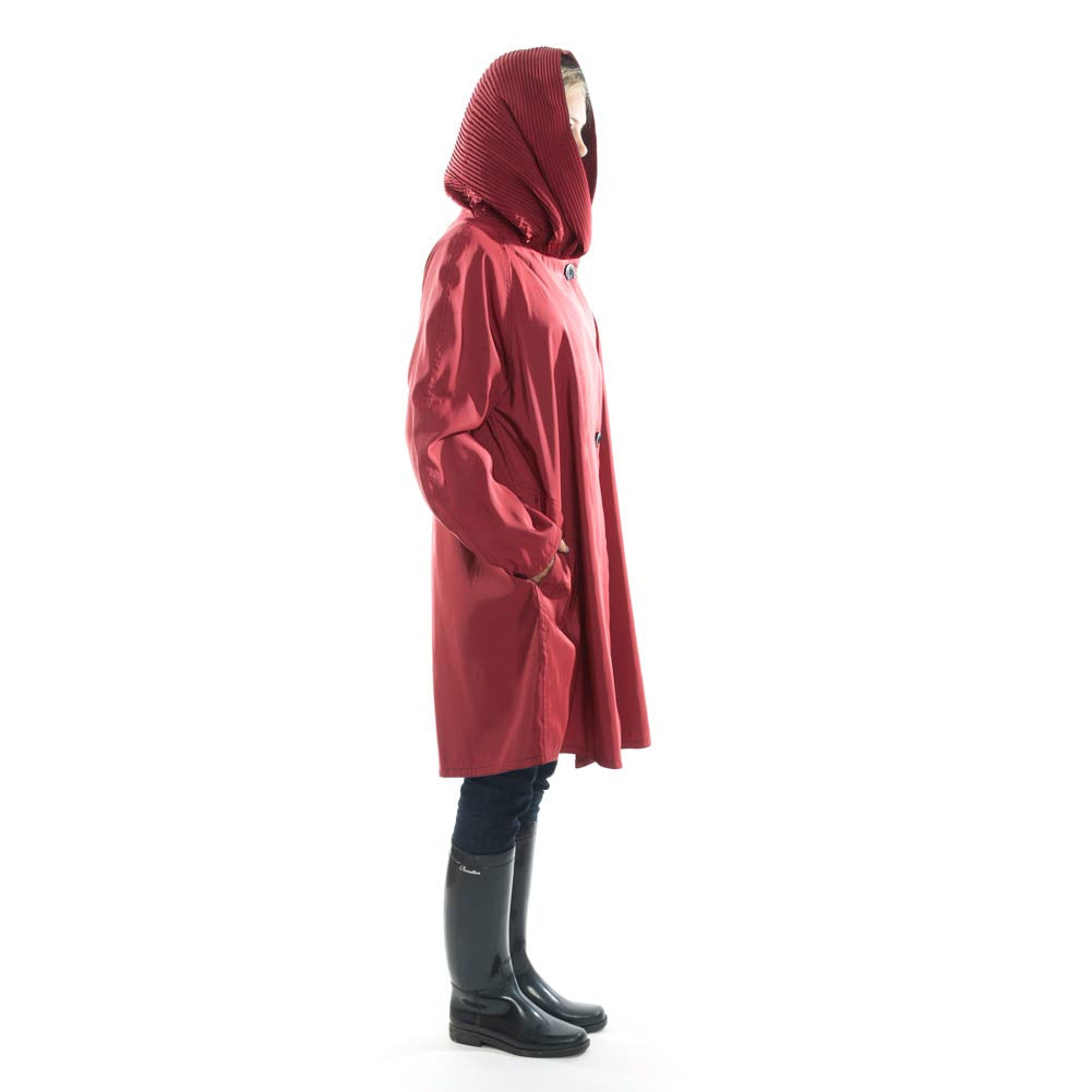 Short Red Travel Wrinkle Free Raincoat
